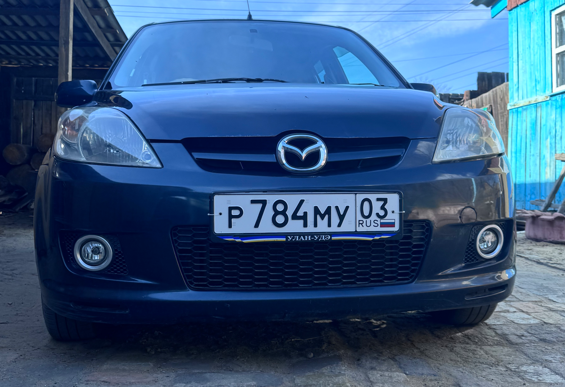 Аренда mazda demio эконом класса 2007 года в городе Москва от 1200 руб./сутки, передний привод, двигатель: бензин, объем 1.3 литра, каско (Мультидрайв), ОСАГО (Мультидрайв), без водителя, недорого - RentRide