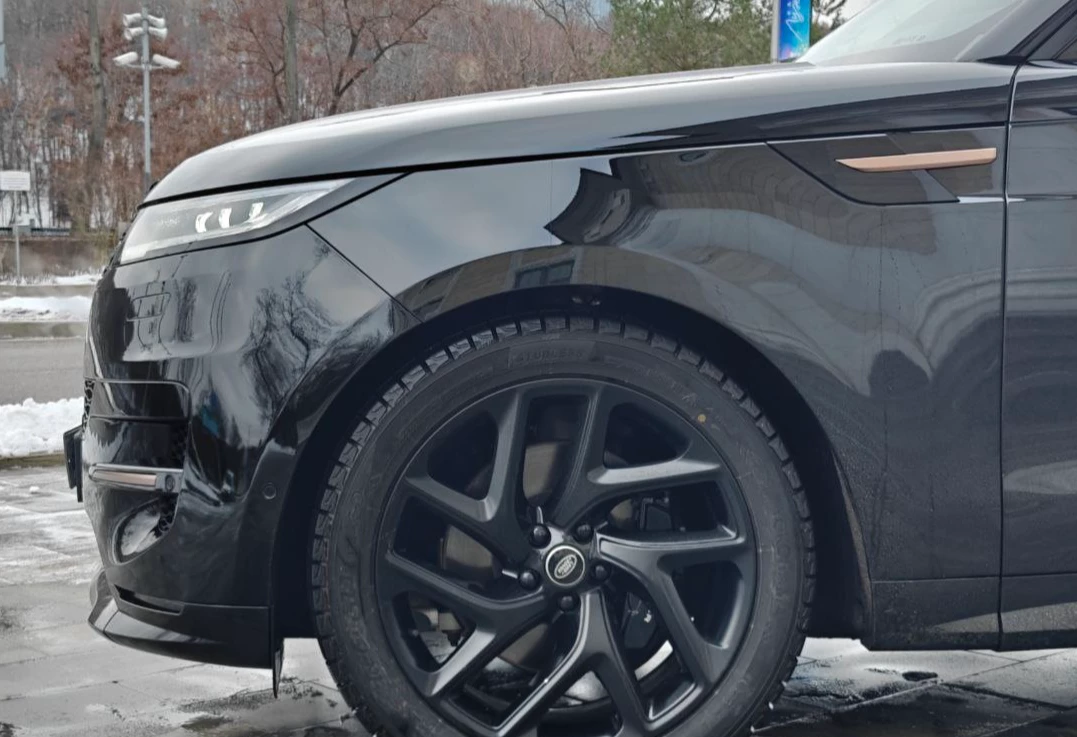 Аренда land-rover range-rover-sport премиум класса 2023 года в городе Москва Киевская от 29700 руб./сутки, полный привод, двигатель: дизель, объем 3 литра, каско (Мультидрайв), ОСАГО (Мультидрайв), без водителя, недорого, вид 4 - RentRide