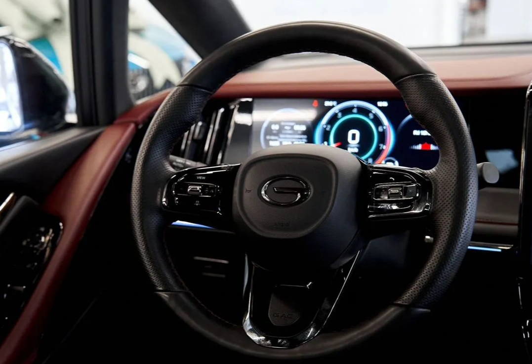 Аренда gac gac 2024 года в городе Москва Щукинская от 8492 руб./сутки, передний привод, двигатель: бензин, объем 2 литра, каско (Мультидрайв), ОСАГО (Мультидрайв), без водителя, недорого, вид 11 - RentRide