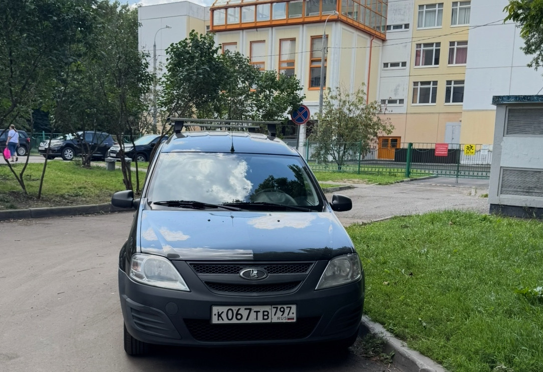 Аренда lada largus-furgon эконом класса 2015 года в городе Москва Бабушкинская от 2000 руб./сутки, передний привод, двигатель: бензин, объем 1.6 литров, ОСАГО (Мультидрайв), без водителя, недорого, вид 5 - RentRide