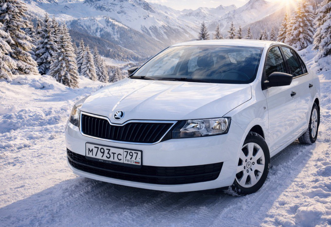 Аренда skoda rapid эконом класса 2016 года в городе Москва от 1760 руб./сутки, передний привод, двигатель: бензин, объем 1.6 литров, ОСАГО (Мультидрайв), без водителя, недорого - RentRide