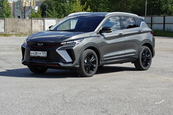 Прокат авто geely coolray бизнес класса 2024 года в городе Санкт-Петербург Московская от 6120 руб./сутки, передний привод, двигатель: бензин, объем 1.5 литров, каско (Мультидрайв), ОСАГО (Мультидрайв), без водителя, недорого - RentRide