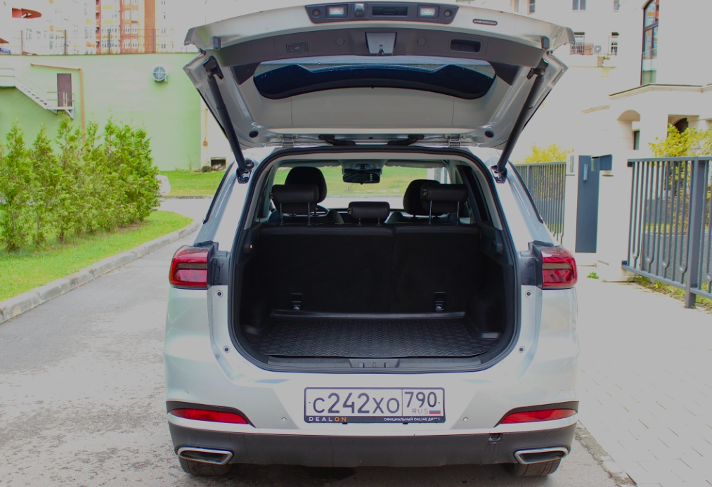 Аренда chery tiggo-7-pro-max стандарт класса 2022 года в городе Москва Матвеевское от 4000 руб./сутки, передний привод, двигатель: бензин, объем 1.6 литров, ОСАГО (Мультидрайв), без водителя, недорого, вид 9 - RentRide