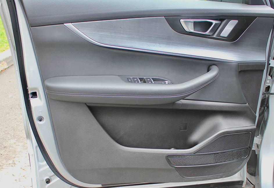 Аренда chery tiggo-7-pro-max стандарт класса 2022 года в городе Москва Матвеевское от 4000 руб./сутки, передний привод, двигатель: бензин, объем 1.6 литров, ОСАГО (Мультидрайв), без водителя, недорого, вид 7 - RentRide