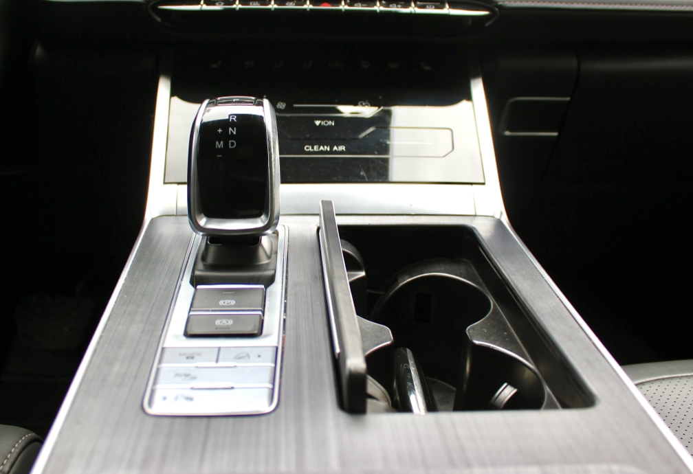 Аренда chery tiggo-7-pro-max стандарт класса 2022 года в городе Москва Матвеевское от 4000 руб./сутки, передний привод, двигатель: бензин, объем 1.6 литров, ОСАГО (Мультидрайв), без водителя, недорого, вид 4 - RentRide