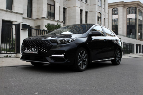 Прокат авто omoda s5 стандарт класса 2023 года в городе Москва Матвеевское от 4500 руб./сутки, передний привод, двигатель: бензин, объем 1.5 литров, ОСАГО (Мультидрайв), без водителя, недорого - RentRide