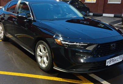 Аренда honda accord стандарт класса 2024 года в городе Москва Волгоградский проспект от 4400 руб./сутки, передний привод, двигатель: бензин, объем 1.5 литров, ОСАГО (Мультидрайв), без водителя, недорого - RentRide