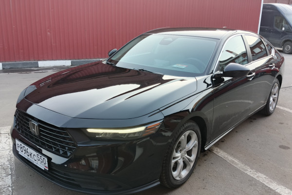 Прокат авто honda accord стандарт класса 2024 года в городе Москва Волгоградский проспект от 4000 руб./сутки, передний привод, двигатель: бензин, объем 1.5 литров, ОСАГО (Мультидрайв), без водителя, недорого - RentRide