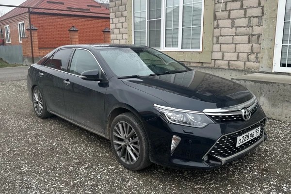 Прокат авто toyota camry 2012 года в городе Грозный от 6400 руб./сутки, передний привод, двигатель: бензин, объем 3.5 литров, ОСАГО (Мультидрайв), без водителя, недорого - RentRide