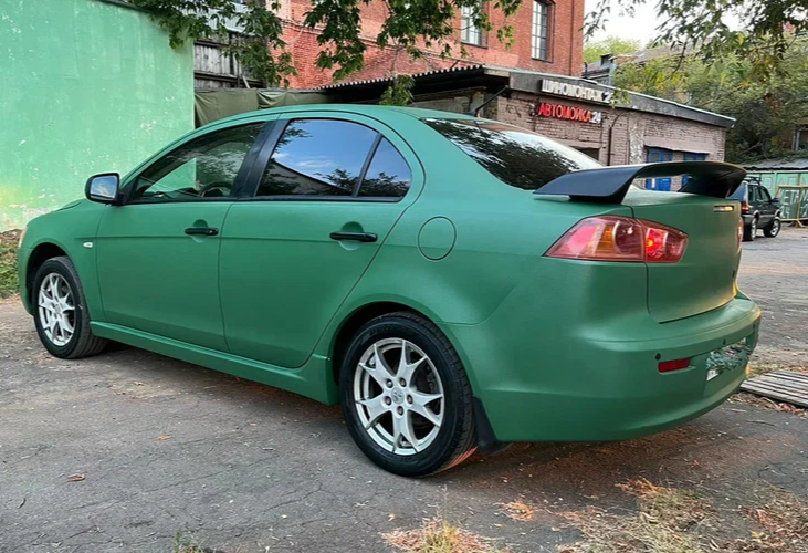 Аренда mitsubishi lancer эконом класса 2008 года в городе Москва от 1800 руб./сутки, передний привод, двигатель: бензин, объем 1.5 литров, ОСАГО (Впишу в полис), без водителя, недорого, вид 2 - RentRide