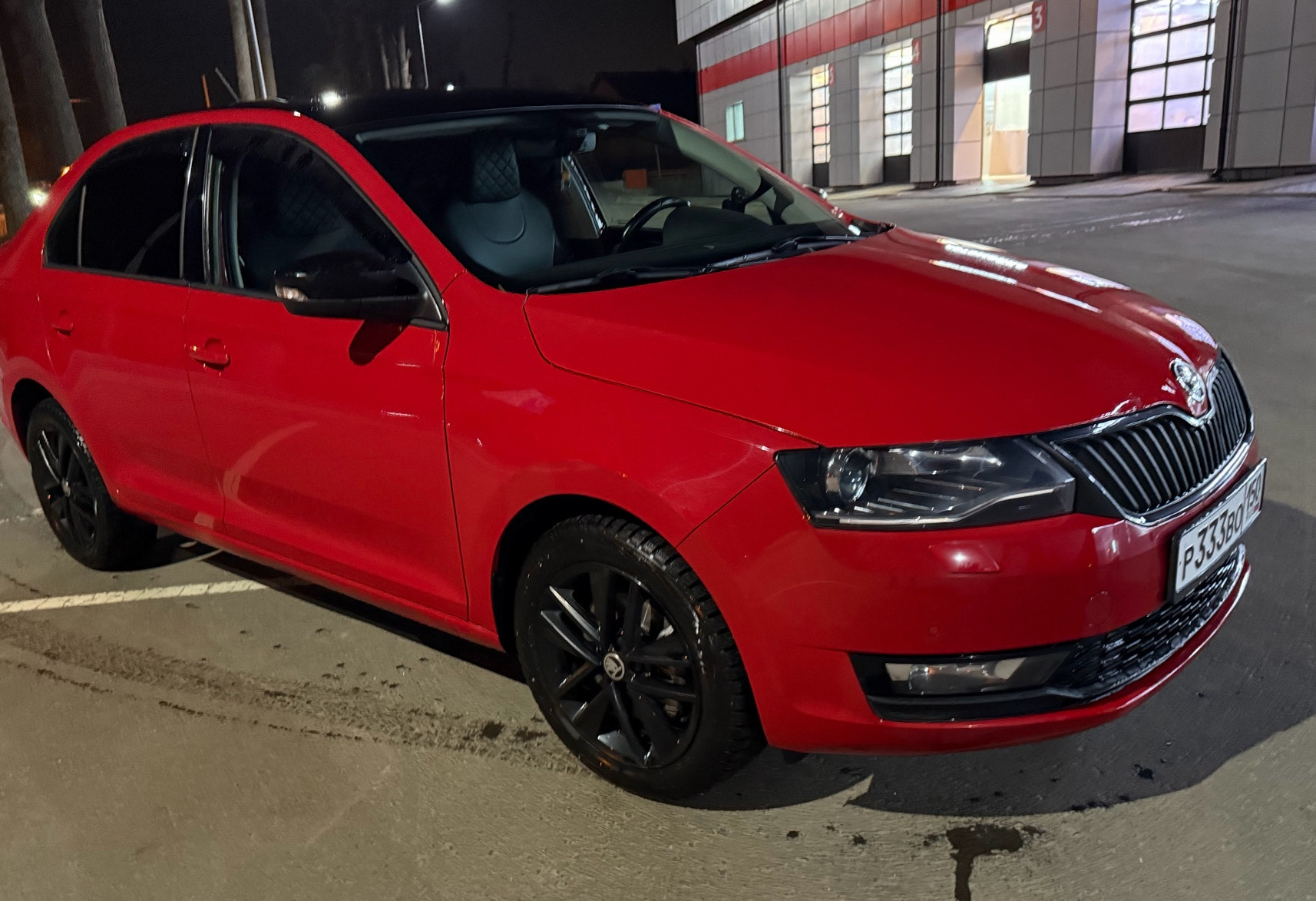 Аренда skoda rapid 2019 года в городе Москва Алтуфьево от 2800 руб./сутки, передний привод, двигатель: бензин, объем 1.6 литров, ОСАГО (Мультидрайв), без водителя, недорого, вид 2 - RentRide