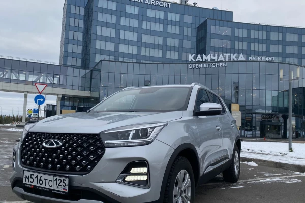 Прокат авто chery tiggo-4 стандарт класса 2024 года в городе Казань от 3300 руб./сутки, передний привод, двигатель: бензин, объем 1.5 литров, каско (Мультидрайв), ОСАГО (Мультидрайв), без водителя, недорого - RentRide