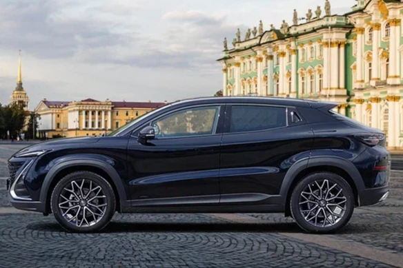 Прокат авто changan uni-k бизнес класса 2023 года в городе Санкт-Петербург Московская от 8799 руб./сутки, передний привод, двигатель: бензин, объем 1.5 литров, каско (Мультидрайв), ОСАГО (Мультидрайв), без водителя, недорого - RentRide