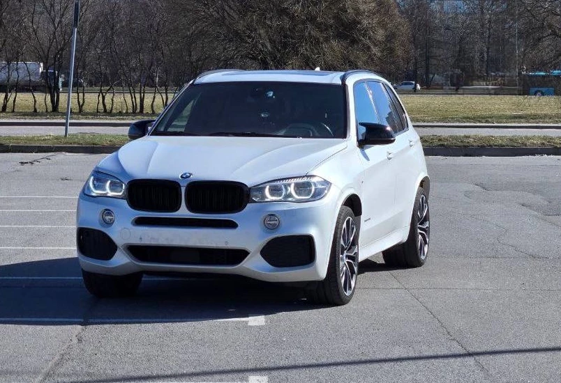 Аренда bmw x5 2018 года в городе Москва от 10800 руб./сутки, полный привод, двигатель: дизель, объем 3 литра, каско (Впишу в полис), ОСАГО (Впишу в полис), без водителя, недорого - RentRide
