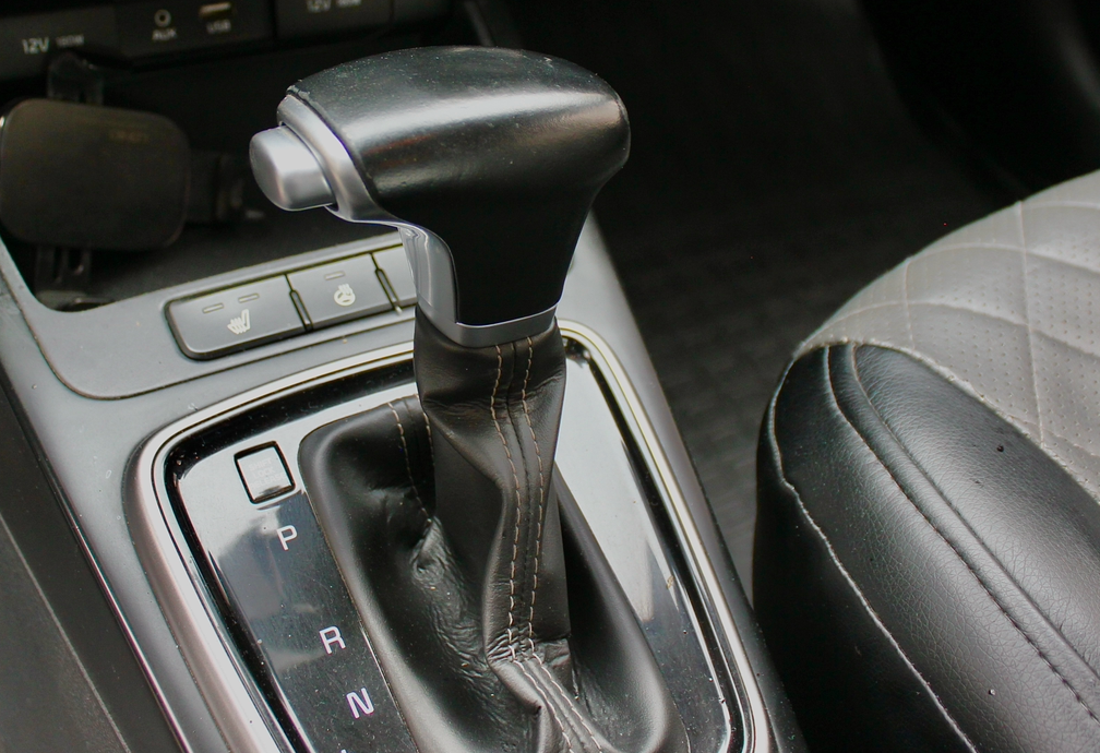 Аренда kia rio эконом класса 2020 года в городе Москва Матвеевское от 2800 руб./сутки, передний привод, двигатель: бензин, объем 1.6 литров, каско (Мультидрайв), ОСАГО (Мультидрайв), без водителя, недорого, вид 4 - RentRide