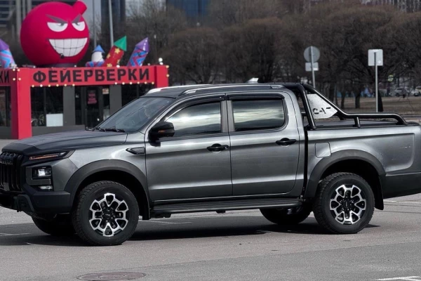 Прокат авто jac t9 2024 года в городе Санкт-Петербург от 6400 руб./сутки, полный привод, двигатель: бензин, объем 2 литра, каско (Впишу в полис), ОСАГО (Впишу в полис), без водителя, недорого - RentRide