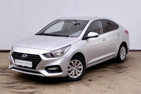 Прокат авто hyundai solaris эконом класса 2018 года в городе Москва ВДНХ от 1790 руб./сутки, передний привод, двигатель: бензин, объем 1.6 литров, ОСАГО (Мультидрайв), без водителя, недорого - RentRide
