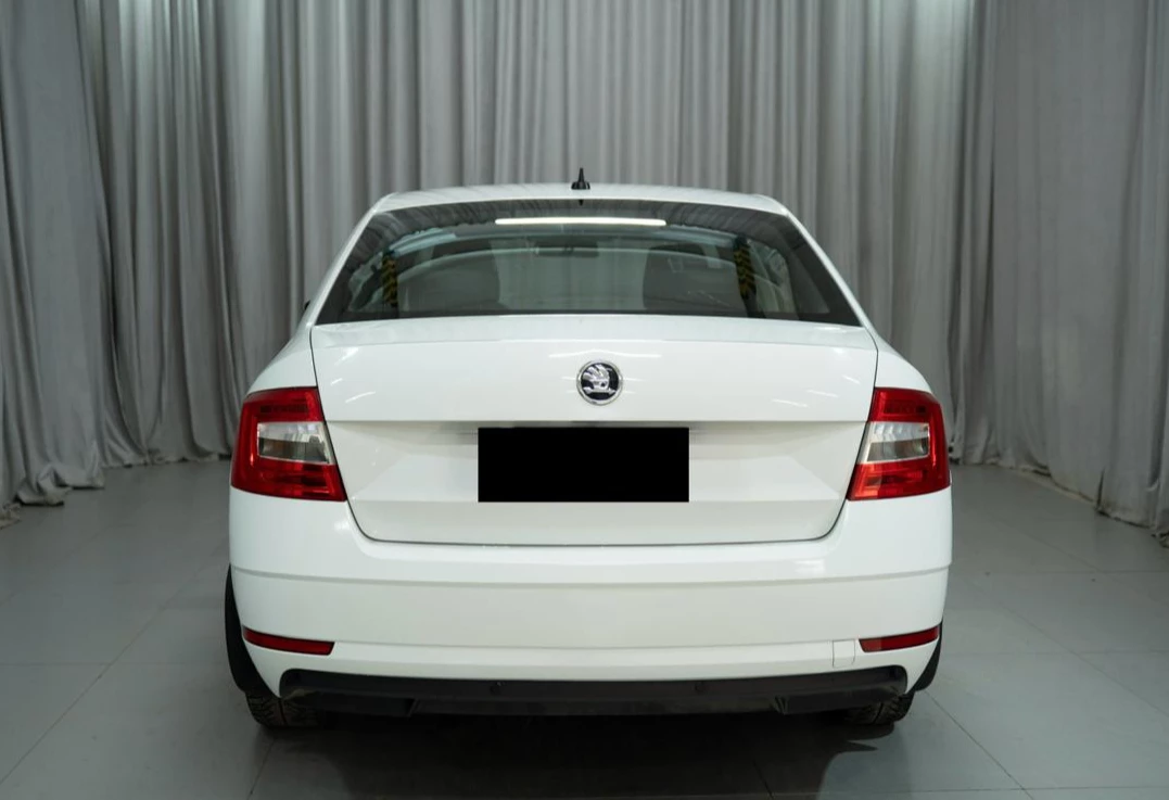 Аренда skoda octavia эконом класса 2019 года в городе Москва Яхромская от 1900 руб./сутки, передний привод, двигатель: бензин, объем 1.6 литров, ОСАГО (Мультидрайв), без водителя, недорого, вид 8 - RentRide