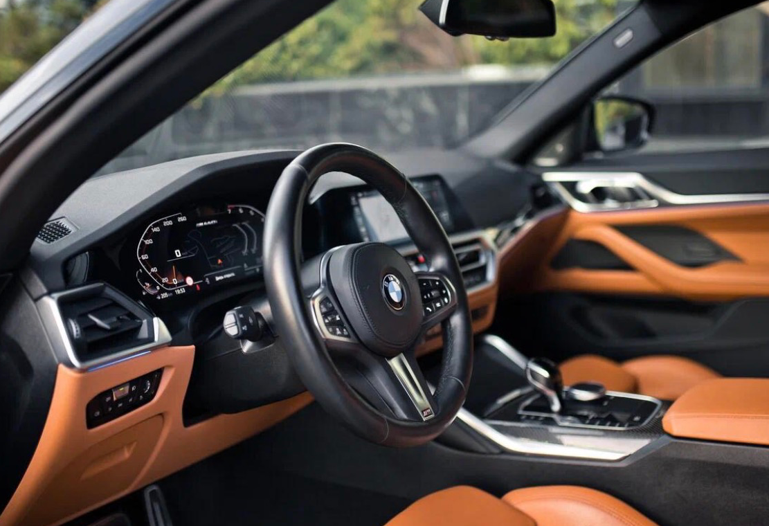 Аренда bmw 4-serii бизнес класса 2021 года в городе Москва Павелецкая от 14000 руб./сутки, полный привод, двигатель: бензин, объем 3 литра, каско (Мультидрайв), ОСАГО (Мультидрайв), без водителя, недорого, вид 4 - RentRide