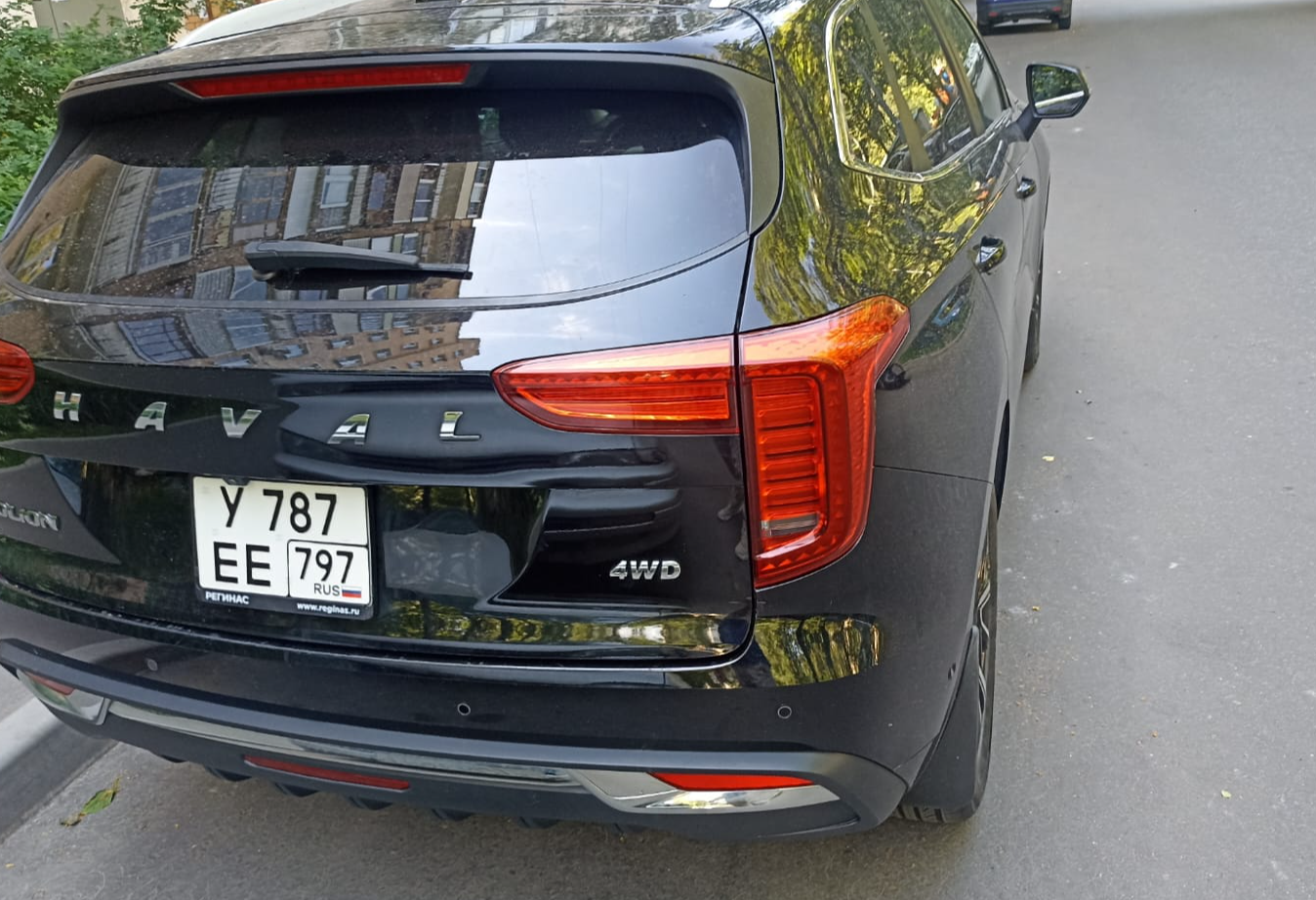 Аренда haval jolion стандарт класса 2023 года в городе Москва Новые Черемушки от 2905 руб./сутки, полный привод, двигатель: бензин, объем 1.5 литров, ОСАГО (Мультидрайв), без водителя, недорого, вид 2 - RentRide