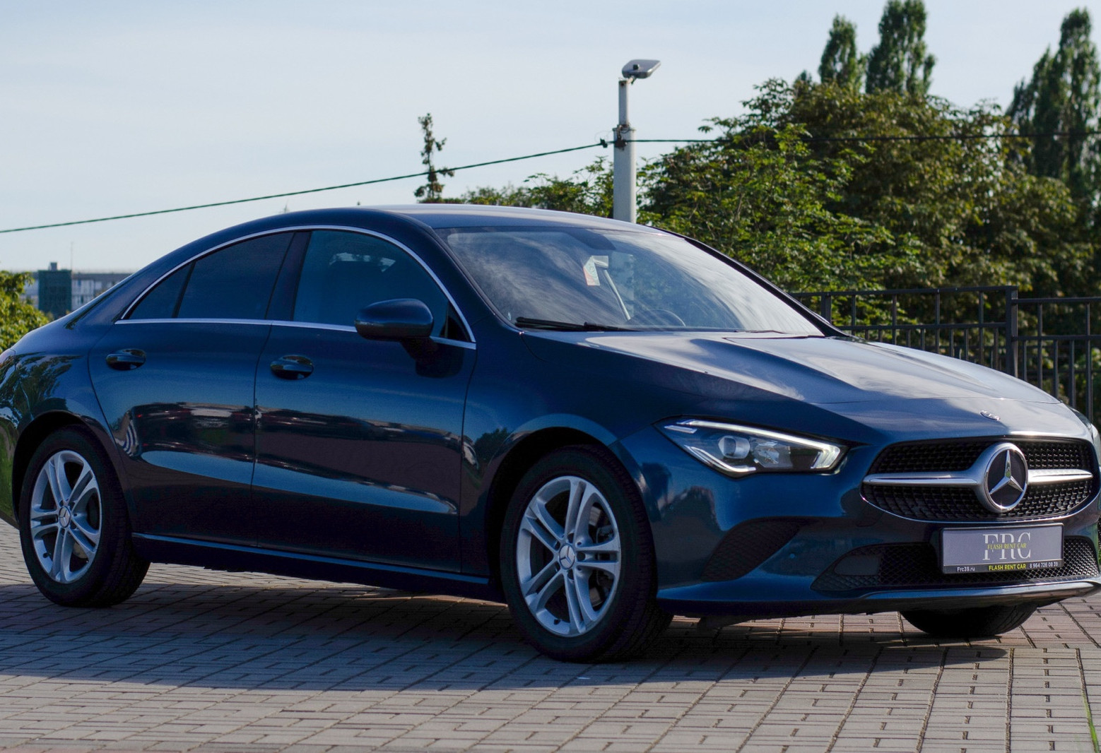 Аренда mercedes-benz cla бизнес класса 2020 года в городе Москва от 5992 руб./сутки, передний привод, двигатель: бензин, объем 2 литра, каско (Впишу в полис), ОСАГО (Мультидрайв), без водителя, недорого, вид 2 - RentRide