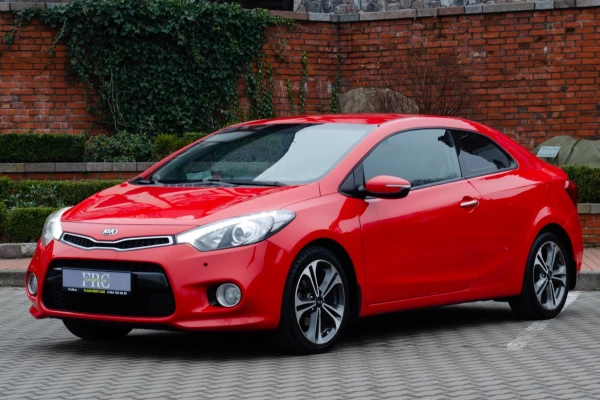 Прокат авто kia cerato эконом класса 2014 года в городе Калининград от 3432 руб./сутки, передний привод, двигатель: бензин, объем 2 литра, каско (Впишу в полис), ОСАГО (Мультидрайв), без водителя, недорого - RentRide