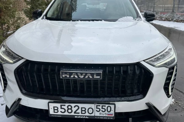 Прокат авто haval jolion бизнес класса 2021 года в городе Москва Матвеевское от 5900 руб./сутки, передний привод, двигатель: бензин, объем 1.5 литров, каско (Мультидрайв), ОСАГО (Мультидрайв), без водителя, недорого - RentRide