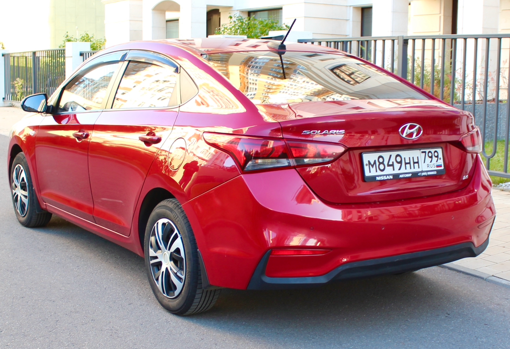 Аренда hyundai solaris эконом класса 2017 года в городе Москва Славянский бульвар от 2800 руб./сутки, передний привод, двигатель: бензин, объем 1.6 литров, без водителя, недорого, вид 7 - RentRide