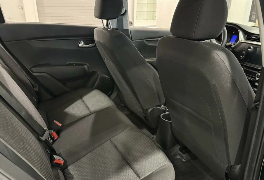 Аренда solaris krs эконом класса 2025 года в городе Москва Щукинская от 2992 руб./сутки, передний привод, двигатель: бензин, объем 1.6 литров, каско (Мультидрайв), ОСАГО (Мультидрайв), без водителя, недорого, вид 9 - RentRide