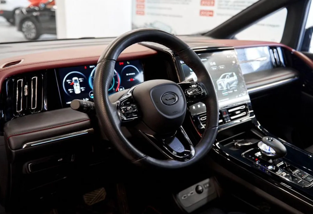 Аренда gac gac 2024 года в городе Москва Щукинская от 8472 руб./сутки, передний привод, двигатель: бензин, объем 2 литра, каско (Мультидрайв), ОСАГО (Мультидрайв), без водителя, недорого, вид 10 - RentRide