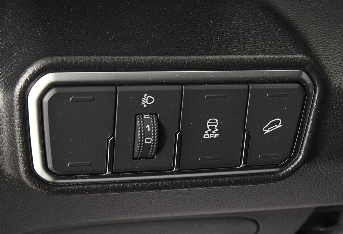 Аренда haval dargo стандарт класса 2024 года в городе Москва Щукинская от 4552 руб./сутки, полный привод, двигатель: бензин, объем 2 литра, каско (Мультидрайв), ОСАГО (Мультидрайв), без водителя, недорого, вид 12 - RentRide