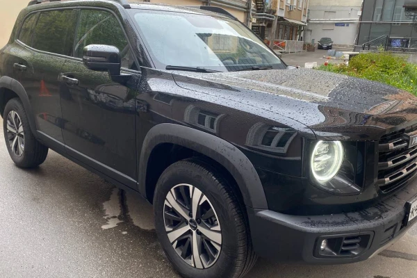 Прокат авто haval dargo бизнес класса 2024 года в городе Москва Щукинская от 5288 руб./сутки, полный привод, двигатель: бензин, объем 2 литра, каско (Мультидрайв), ОСАГО (Мультидрайв), без водителя, недорого - RentRide