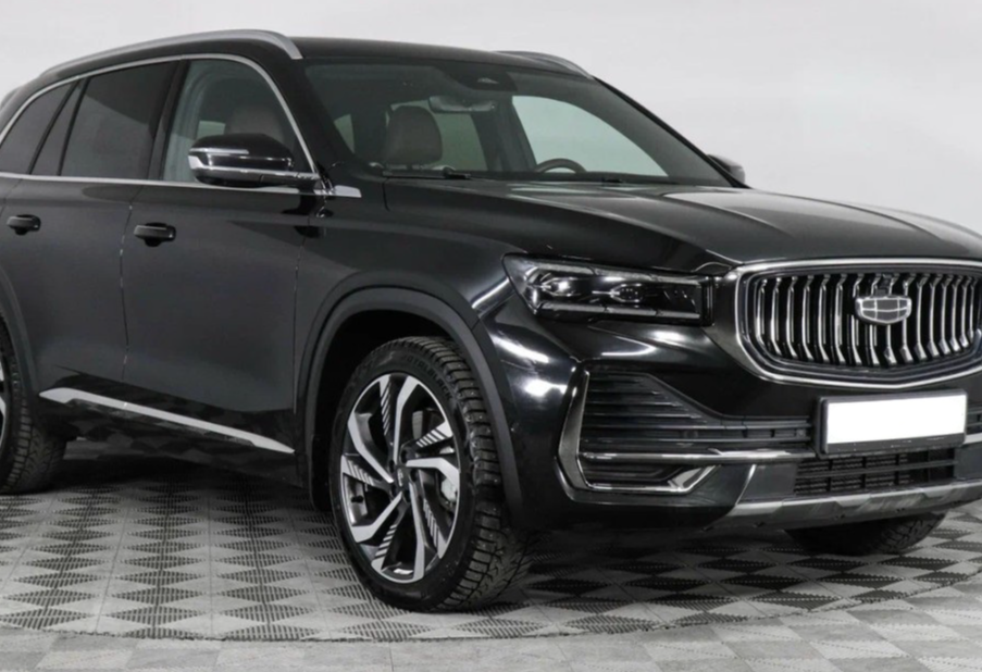 Аренда geely monjaro бизнес класса 2024 года в городе Москва Щукинская от 5592 руб./сутки, полный привод, двигатель: бензин, объем 2 литра, каско (Мультидрайв), ОСАГО (Мультидрайв), без водителя, недорого, вид 3 - RentRide