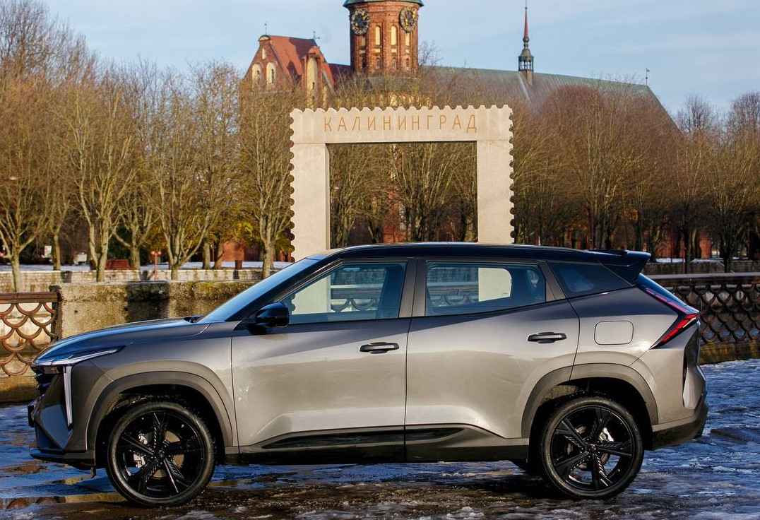 Аренда geely cityray комфорт класса 2024 года в городе Москва от 3992 руб./сутки, передний привод, двигатель: бензин, объем 1.5 литров, ОСАГО (Мультидрайв), без водителя, недорого, вид 2 - RentRide