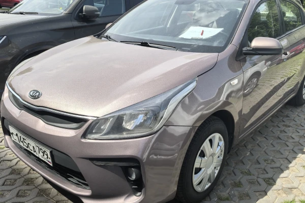 Прокат авто kia rio стандарт класса 2019 года в городе Москва Матвеевское от 3900 руб./сутки, передний привод, двигатель: бензин, объем 1.6 литров, каско (Мультидрайв), ОСАГО (Мультидрайв), без водителя, недорого - RentRide