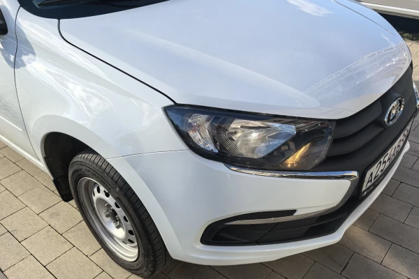 Прокат авто lada granta эконом класса 2024 года в городе Москва Матвеевское от 2600 руб./сутки, передний привод, двигатель: бензин, объем 1.6 литров, каско (Мультидрайв), ОСАГО (Мультидрайв), без водителя, недорого - RentRide
