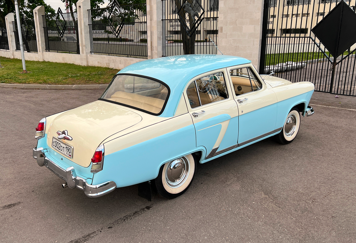 Аренда gaz 21-volga 1969 года в городе Москва от 15992 руб./сутки, задний привод, двигатель: бензин, объем 2.4 литра, ОСАГО (Впишу в полис), без водителя, недорого, вид 2 - RentRide