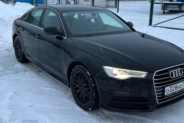 Прокат авто audi a6 бизнес класса 2017 года в городе Москва Строгино от 4800 руб./сутки, передний привод, двигатель: бензин, объем 1.8 литров, ОСАГО (Мультидрайв), без водителя, недорого - RentRide