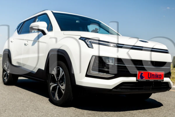 Прокат авто moskvich 3 эконом класса 2023 года в городе Краснодар от 3600 руб./сутки, передний привод, двигатель: бензин, объем 1.5 литров, ОСАГО (Мультидрайв), без водителя, недорого - RentRide