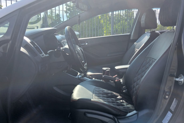 Прокат авто kia cerato эконом класса 2019 года в городе Москва Черкизовская от 2320 руб./сутки, передний привод, двигатель: бензин, объем 2 литра, каско (Впишу в полис), ОСАГО (Впишу в полис), без водителя, недорого - RentRide