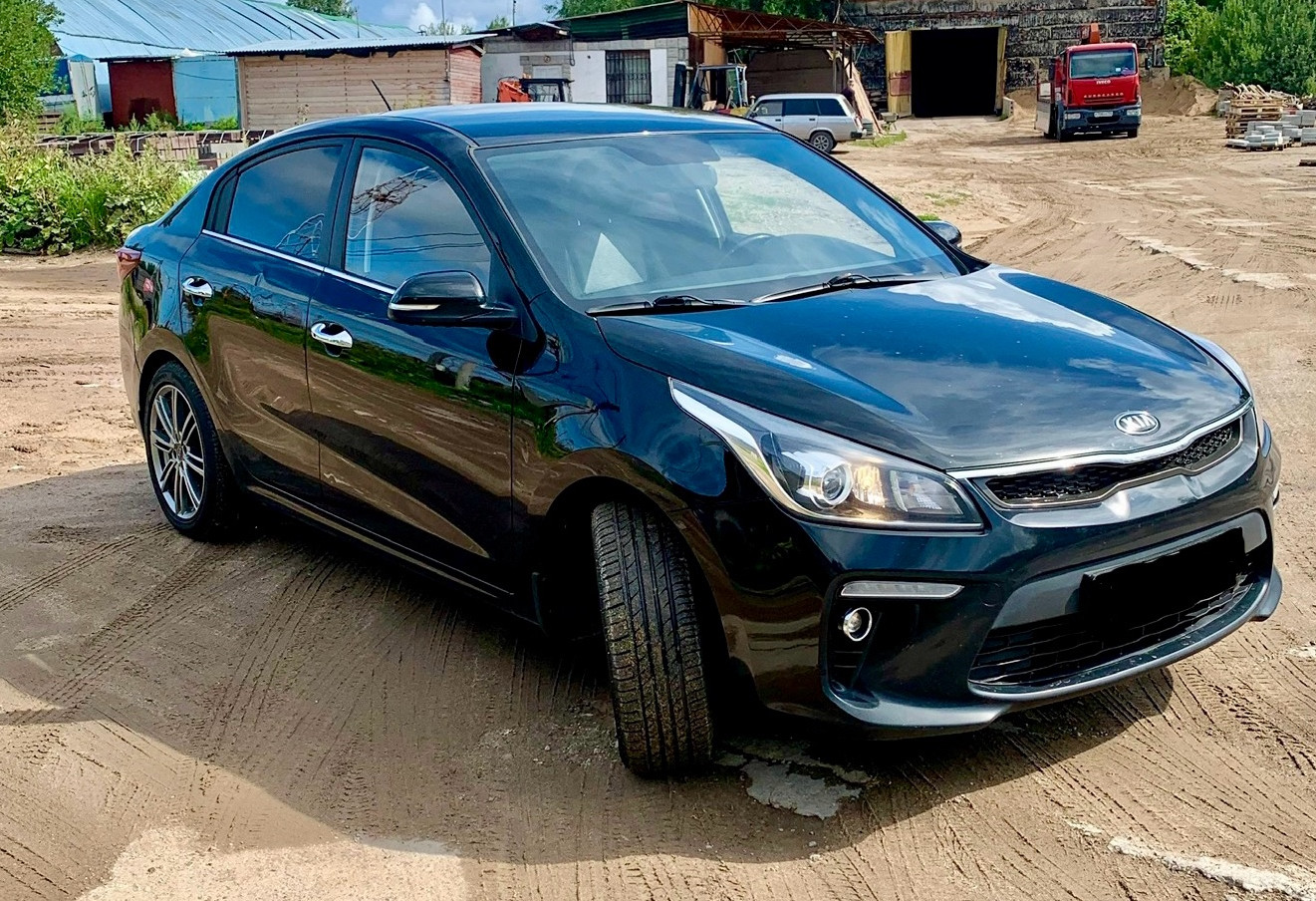 Аренда kia rio эконом класса 2017 года в городе Москва ВДНХ от 1799 руб./сутки, передний привод, двигатель: бензин, объем 1.6 литров, ОСАГО (Мультидрайв), без водителя, недорого, вид 2 - RentRide