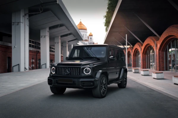 Прокат авто mercedes-benz g-63-amg премиум класса 2020 года в городе Москва Автозаводская от 35000 руб./сутки, полный привод, двигатель: бензин, объем 4 литра, каско (Мультидрайв), ОСАГО (Мультидрайв), без водителя, недорого - RentRide