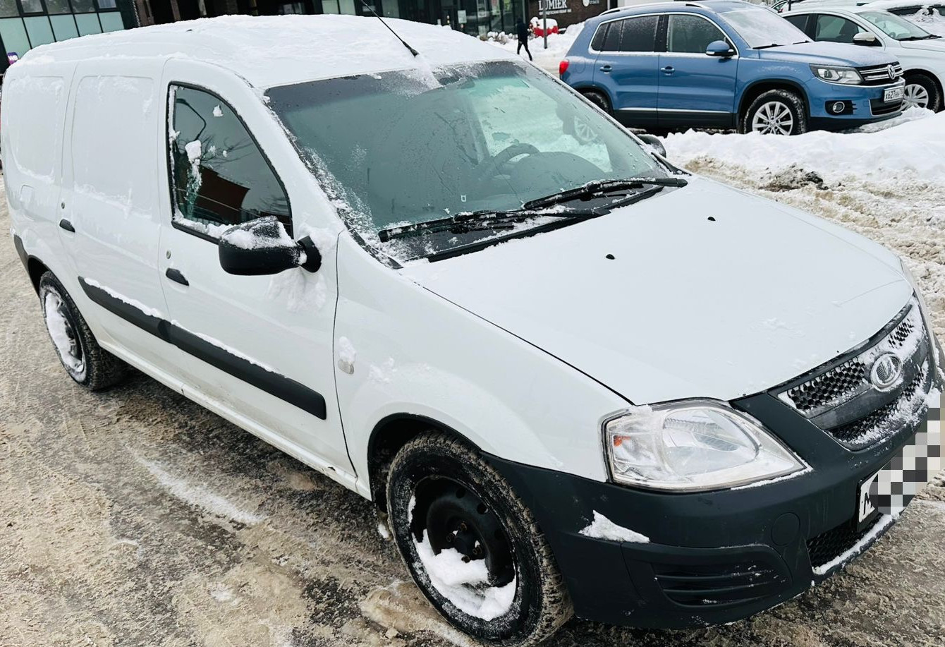 Аренда lada largus-furgon 2020 года в городе Москва Свиблово от 1700 руб./сутки, передний привод, двигатель: бензин, объем 1.6 литров, ОСАГО (Впишу в полис), без водителя, недорого, вид 3 - RentRide