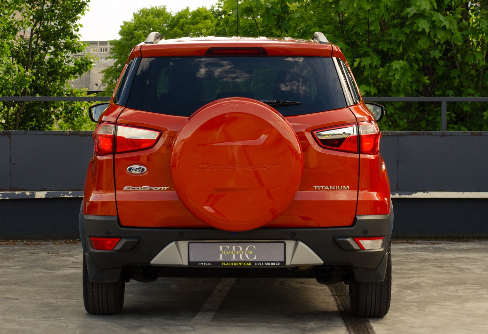 Аренда ford ecosport комфорт класса 2015 года в городе Москва от 3592 руб./сутки, передний привод, двигатель: бензин, объем 1.6 литров, каско (Впишу в полис), ОСАГО (Мультидрайв), без водителя, недорого, вид 5 - RentRide
