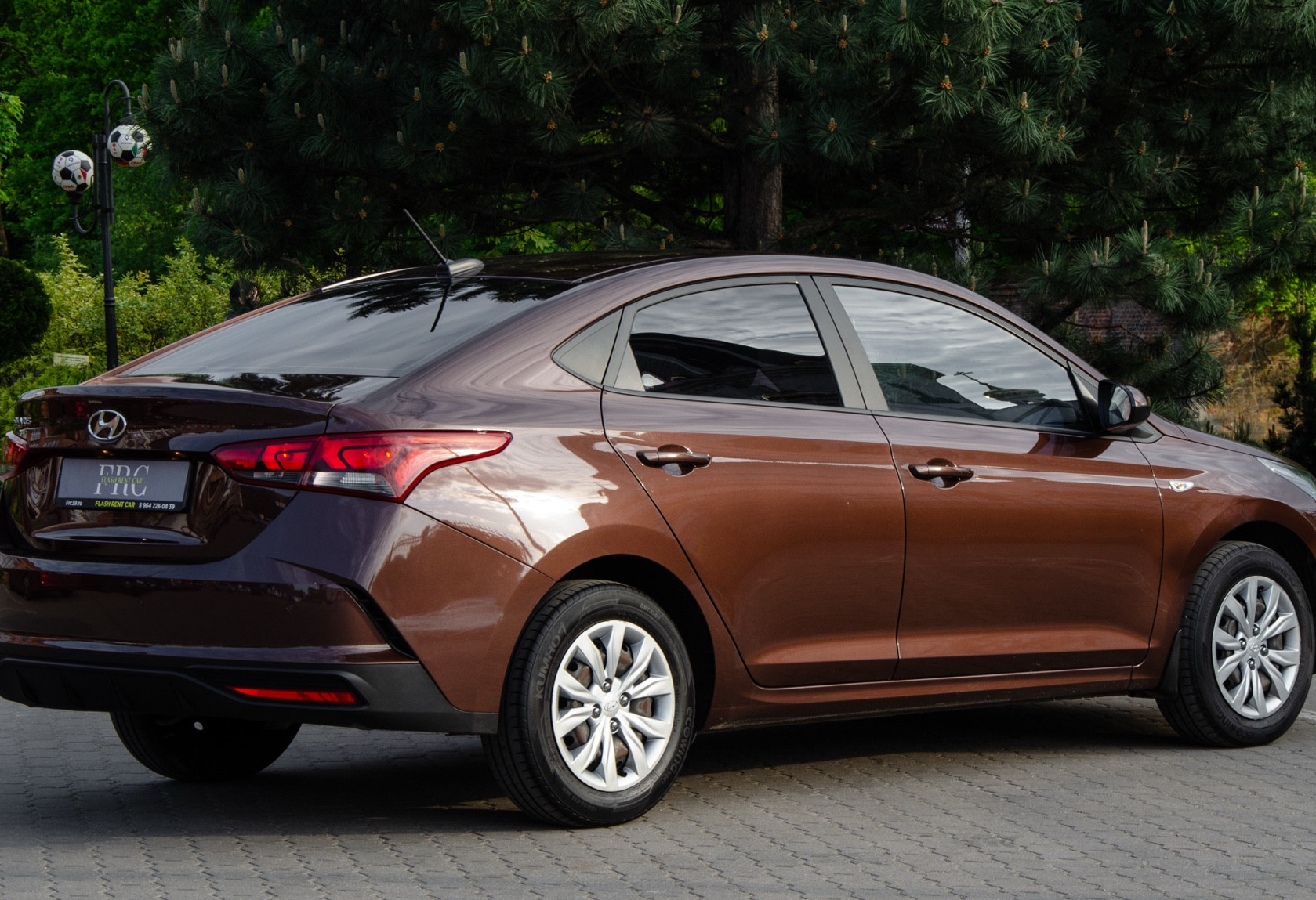 Аренда hyundai solaris эконом класса 2021 года в городе Москва от 3360 руб./сутки, передний привод, двигатель: бензин, объем 1.6 литров, каско (Впишу в полис), ОСАГО (Мультидрайв), без водителя, недорого, вид 3 - RentRide
