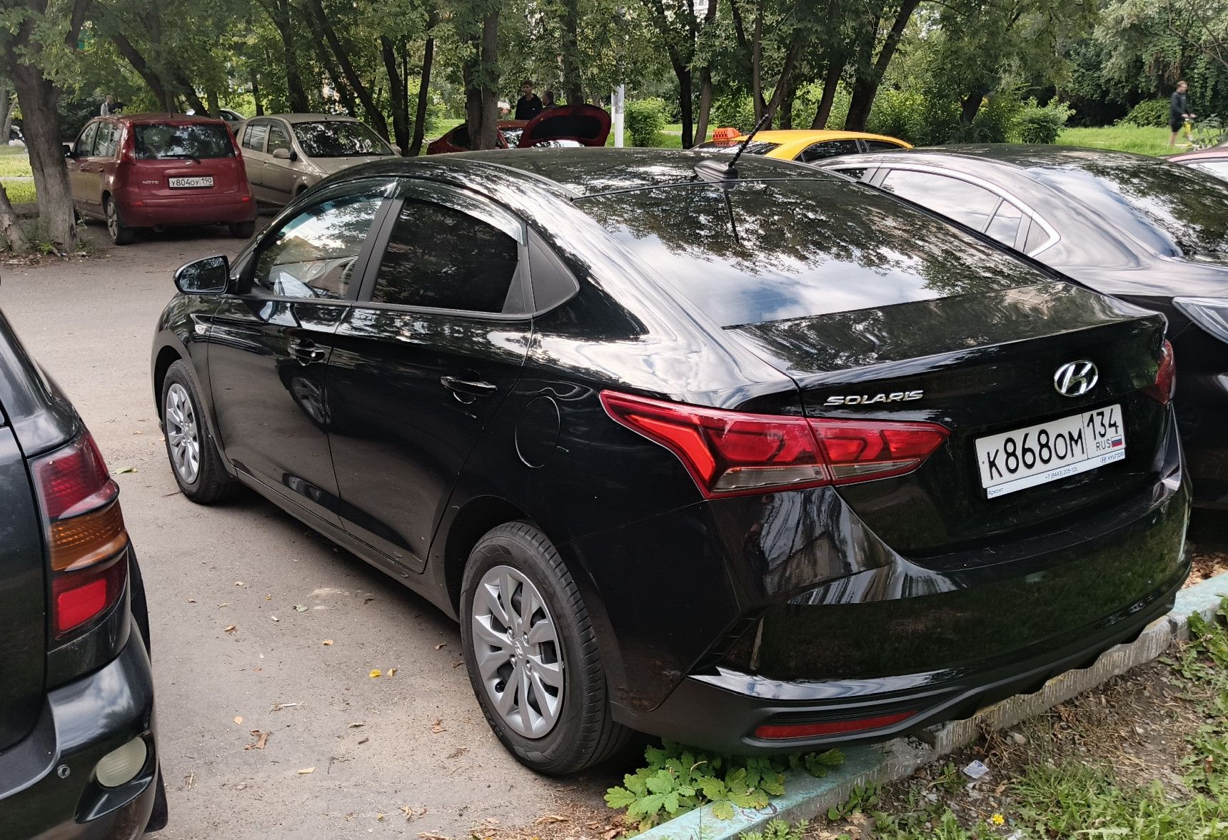 Аренда hyundai solaris эконом класса 2021 года в городе Москва от 2240 руб./сутки, передний привод, двигатель: бензин, объем 1.6 литров, каско (Мультидрайв), ОСАГО (Мультидрайв), без водителя, недорого, вид 6 - RentRide