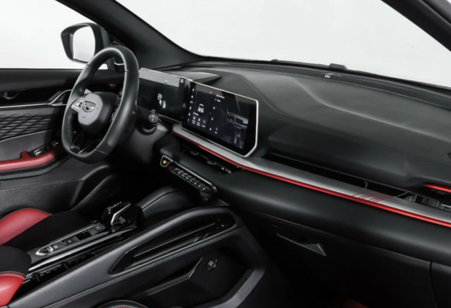 Аренда geely coolray стандарт класса 2024 года в городе Москва Варшавская от 3520 руб./сутки, передний привод, двигатель: бензин, объем 1.5 литров, каско (Мультидрайв), ОСАГО (Мультидрайв), без водителя, недорого, вид 5 - RentRide