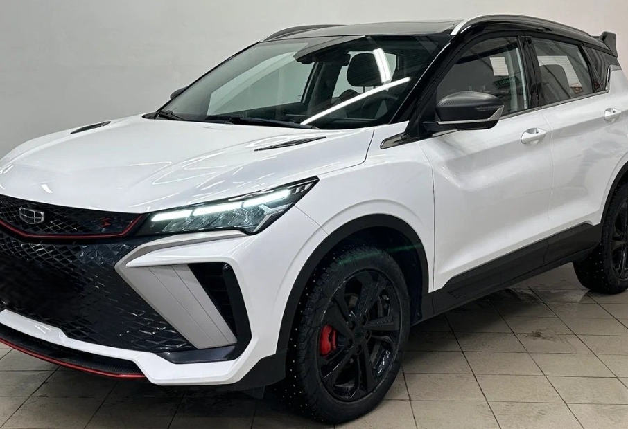 Аренда geely coolray стандарт класса 2024 года в городе Москва Варшавская от 3520 руб./сутки, передний привод, двигатель: бензин, объем 1.5 литров, каско (Мультидрайв), ОСАГО (Мультидрайв), без водителя, недорого - RentRide