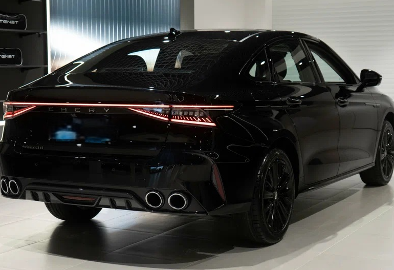 Аренда chery arrizo-8 стандарт класса 2024 года в городе Москва Варшавская от 3960 руб./сутки, передний привод, двигатель: бензин, объем 1.6 литров, каско (Мультидрайв), ОСАГО (Мультидрайв), без водителя, недорого, вид 4 - RentRide