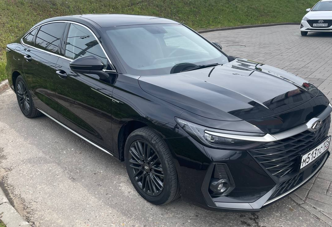 Аренда chery arrizo-8 комфорт класса 2024 года в городе Москва Варшавская от 5200 руб./сутки, передний привод, двигатель: бензин, объем 1.6 литров, каско (Мультидрайв), ОСАГО (Мультидрайв), без водителя, недорого - RentRide